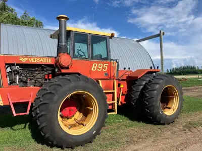 855 Cummins,3594 hrs showing , 310 hp, new Samson 20.8 -38 tires, Ac, heat, air ride seat, LED light...