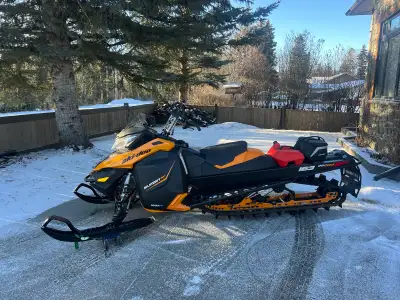 2014 Summit. Not fully broken yet. 36 hours to go. Obviously just like new. Extra fuel tank and Stor...