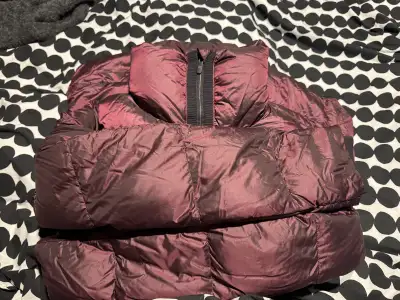 LULULEMON   puffer jacket, View more