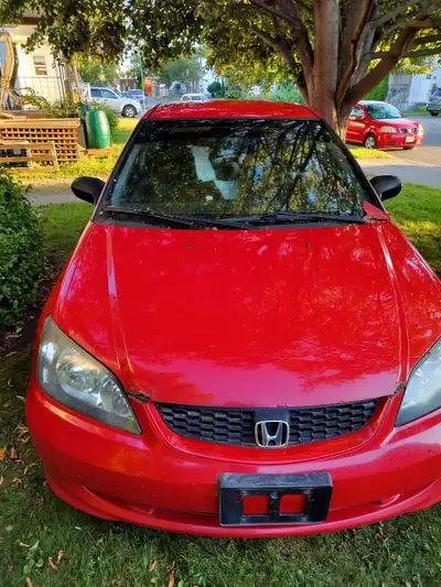 Located Near Downtown St. Catharines, Ontario. 2005 Honda Civic LX Coupe Automatic - $1500 obo - Run...