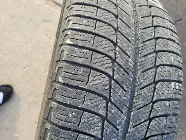 Rim and Winter Tires in Tires & Rims in Kingston - Image 5