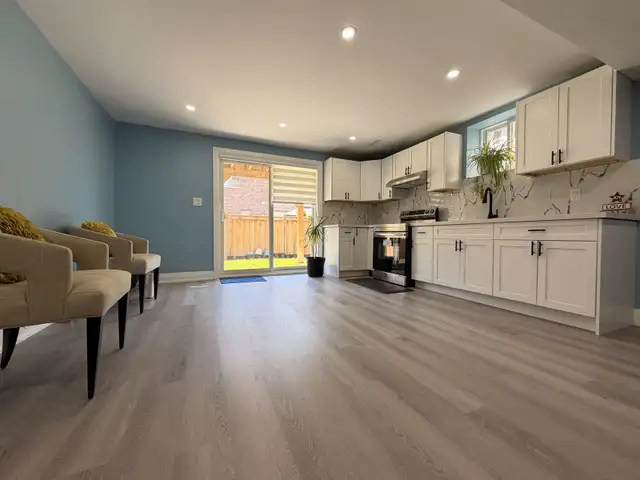 New WALKOUT legal basement with a separate entrance for rent. in Long Term Rentals in Oshawa / Durham Region - Image 10
