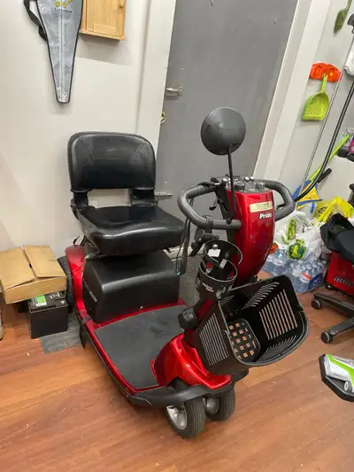 I'm selling a used Victory Twin Mobility Scooter that's ready to zip around. It offers reliable perf...