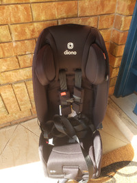 Baby Car seat Diono, great brand -Pristine-  almost new