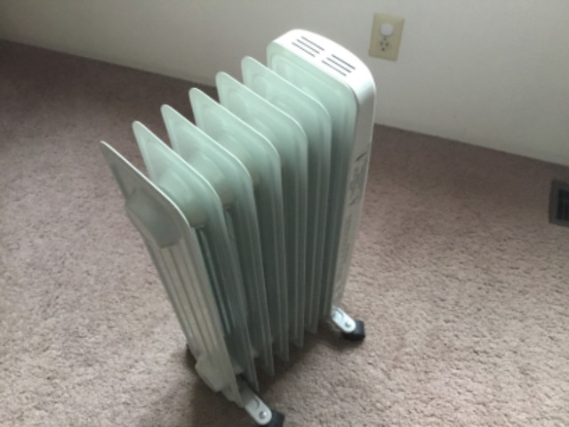 Electric Space Heater in Heaters, Humidifiers & Dehumidifiers in Nipawin - Image 3
