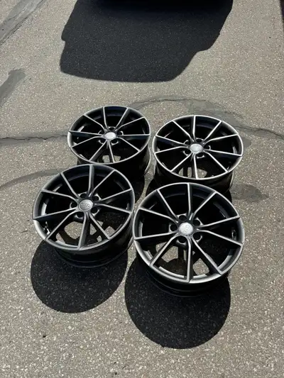 18 Inch Audi rims S line rims Audi wheels • Light grey, Set of 4 • 5x112 Bolt Pattern • Rims in very...