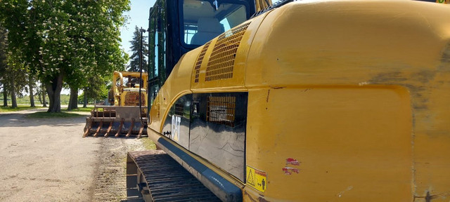 CAT 329DL in Heavy Equipment in Chatham-Kent