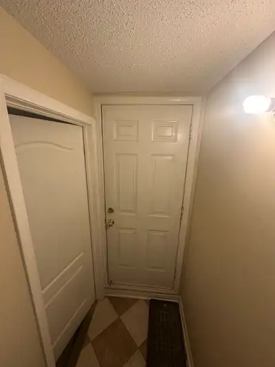2 Bedroom Basement Apartment for Rent – Available August 1