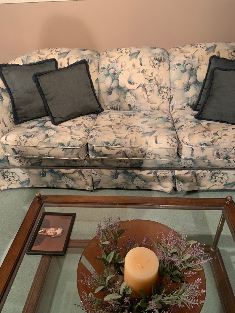 One couch Free Stuff Winnipeg Kijiji