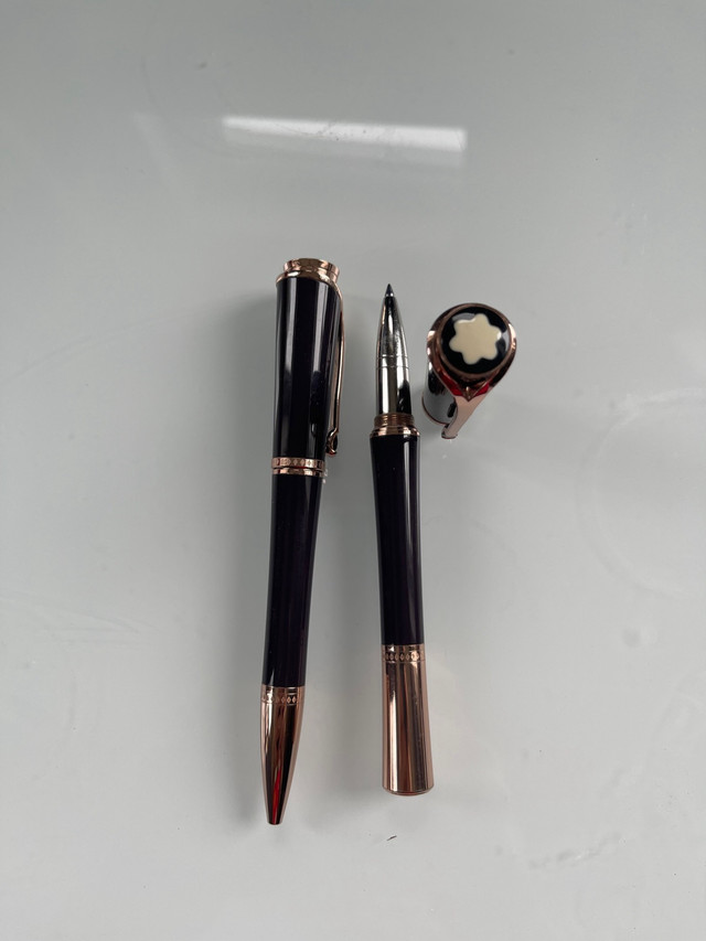 New!!Montblanc Princess Grace rollerball and ballpoint with case dans Bijoux et montres  à Ville de Montréal - Image 2