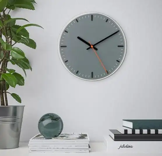 Richmond Hill- used IKEA Svajpa wall clock in Home Décor & Accents in Markham / York Region - Image 2