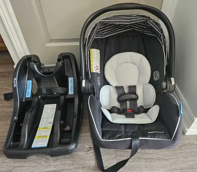 Baby Car Seat in Strollers, Carriers & Car Seats in Markham / York Region - Image 2