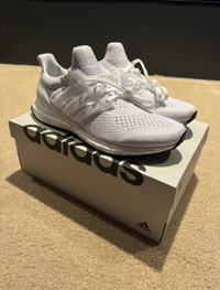 Adidas Ultra Boost size 9.5