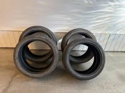 245/40/18 winter tires. One of the best winter tires you can get. Amazing on snow and ice was only o...