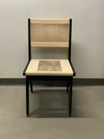 Ensemble de 4 chaises design vintage années 50-70, View more
