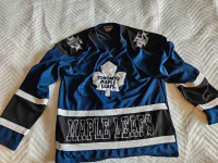 NHL  Leafs  Vintage Hockey Jersey  Youth XL-18