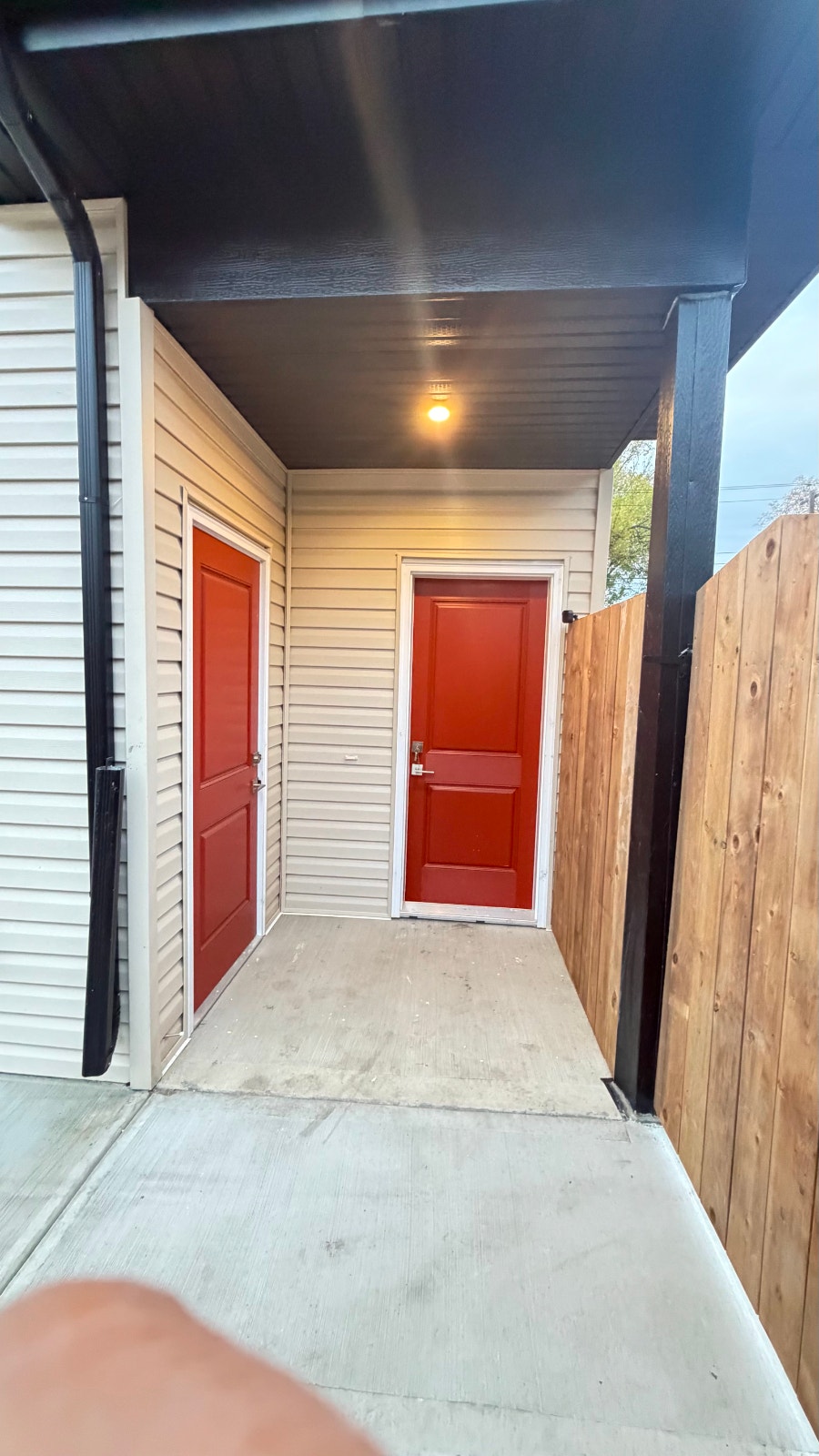 BRAND NEW 2 Bedroom Garage Suite- ALL Utilities Included $1,550 2