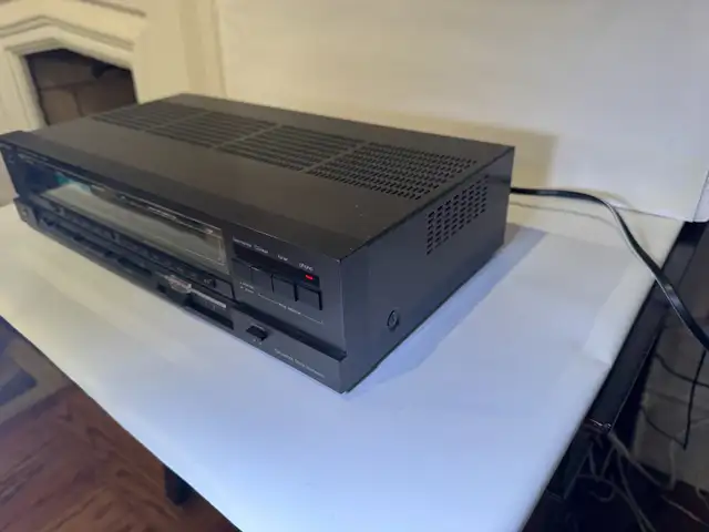 Vintage Technics SA 290 Quartz Synthesizer AM FM Stereo Receiver in Stereo Systems & Home Theatre in City of Toronto - Image 8
