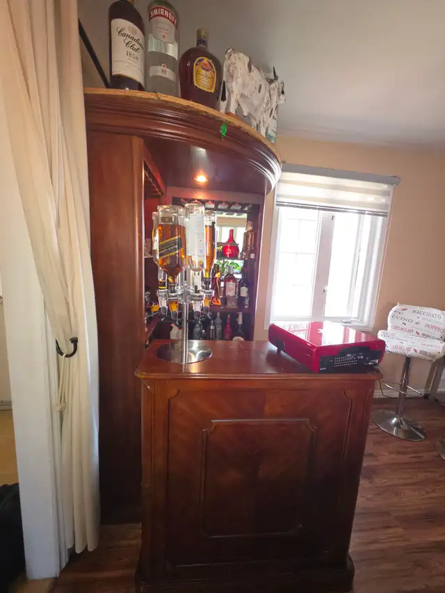 BAR furniture in Other in City of Toronto - Image 8