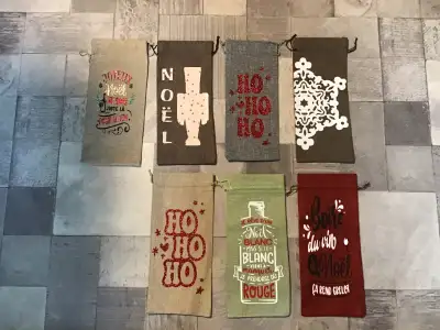 Lot de 7 sacs tissus avec motif de Noël pour bouteille, View more