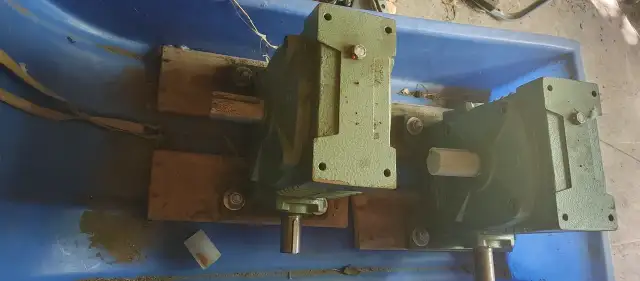 Large 60:1 worm gear reduction in Power Tools in Regina - Image 2