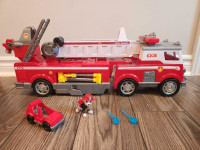 PAW PatrolPAW Patrol Ultimate Rescue Fire Truck