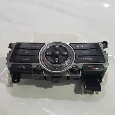 I am selling a used Radio Control. This control is in good condition and fully functional. It was ca...
