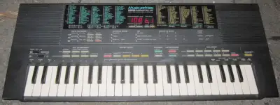 YAMAHA Vintage 1988 PortaSound PSS-480 Synthesizer Keyboard, View more