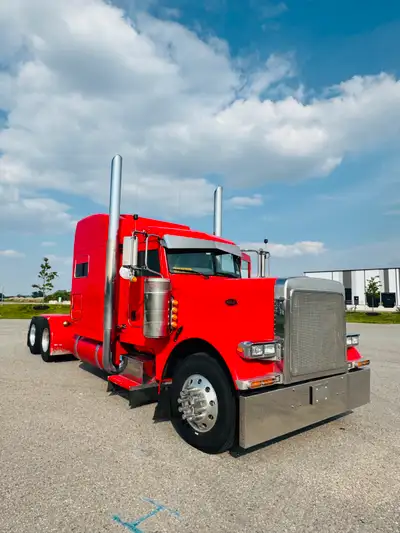 2006 peterbilt 379 Cummins engine 565 hp 18 speed transmission Full locks New engine installed in 20...