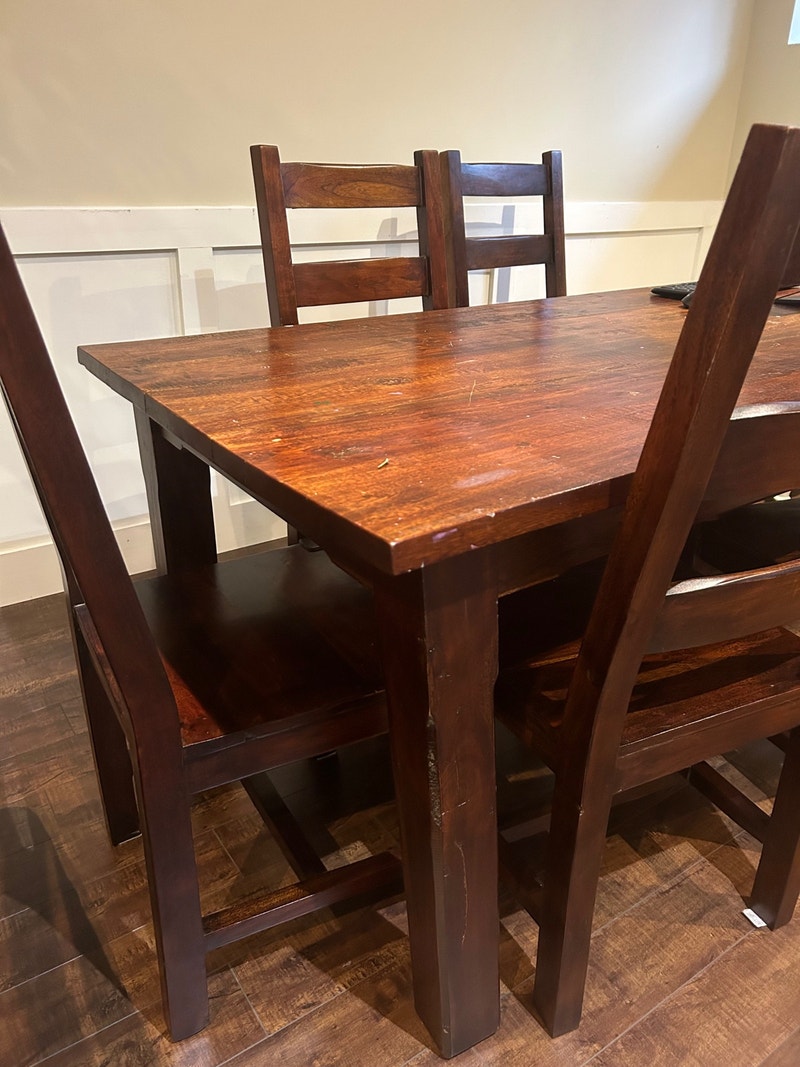 Free Harvest Table and 6 chairs Free Stuff City of Toronto Kijiji