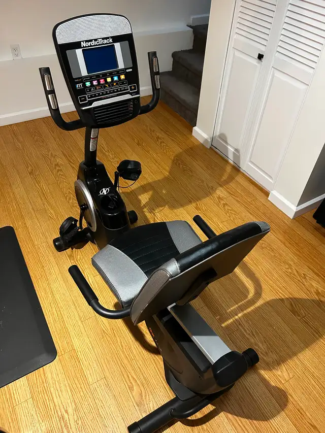 Nordic Track GX 4.7 Exercise Bike with 24 built in workouts in Exercise Equipment in Sunshine Coast - Image 2