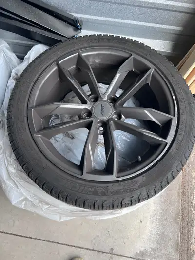 Selling a clean set of 18” RTX alloy rims with Michelin winter tires (245/40R18). Rims are in great...
