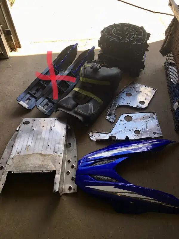 2006 Yamaha Apex part out in Snowmobiles in Edmonton - Image 6