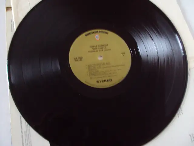 DEEP PURPLE 2 RECORD SET - PURPLE PASSAGES in Arts & Collectibles in Barrie - Image 5