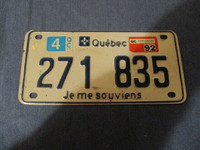 VINTAGE 8" PROVINCE OF QUEBEC LICENSE PLATE-271835-COLLECTIBLE!