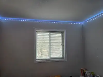 Lookin for single working professional. For private room in a shared 3 bedroom townhouse. Kitchen,li...