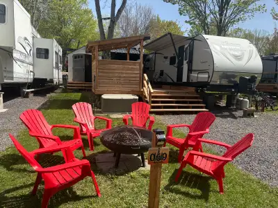 Roulotte 2018 Coachmen Freedom Express 29SE avec Setup - CLÉ EN MAIN avec saison 2026 payée (3275$)...