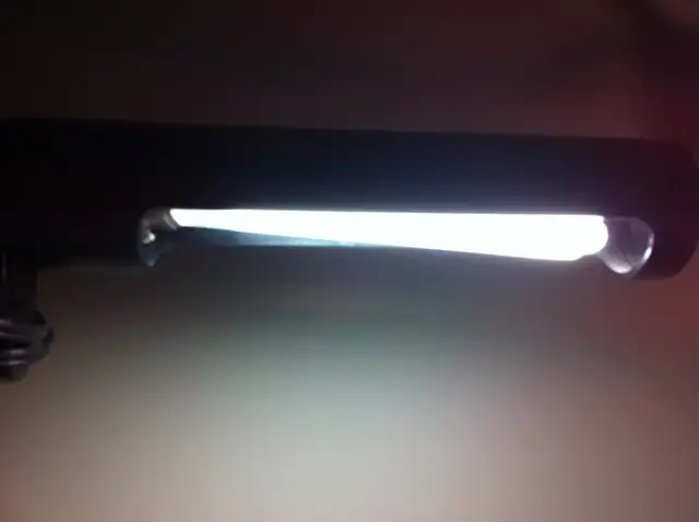Black Desk Table Top Lamp in Desks in Ottawa - Image 4