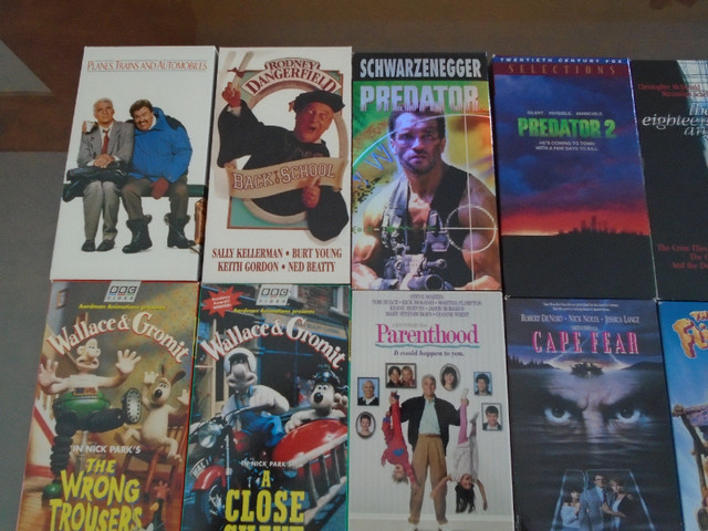 20 films VHS *ANGLAIS*,  à l'état de NEUF, visionnés une fois dans CD, DVD et Blu-ray  à Saguenay - Image 2