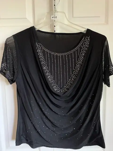 Assortment of Women's Tops - Large $15 each628632841822741214