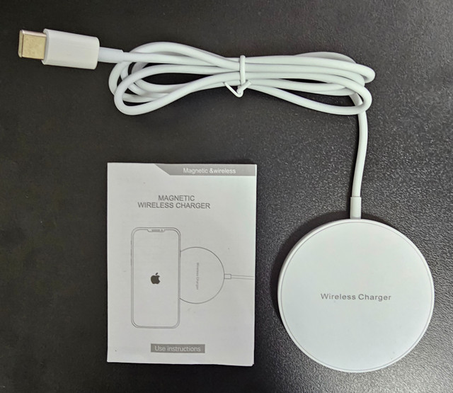Magnetic Wireless Fast Charger USB-C 15W Compatible with Qi Std in Cell Phone Accessories in Kitchener / Waterloo