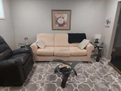 Room For Rent (Free parking & Snow clearing)