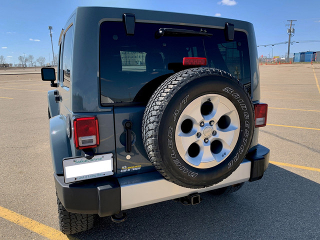 2015 Jeep Wrangler Unlimited Sahara – Great Condition! in Cars & Trucks in Saskatoon - Image 4