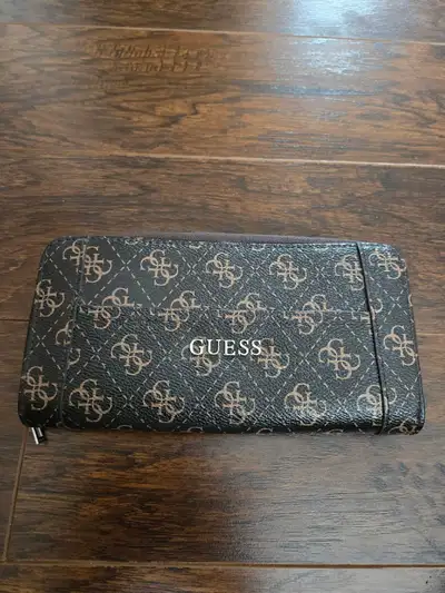 Guess wallet , View more