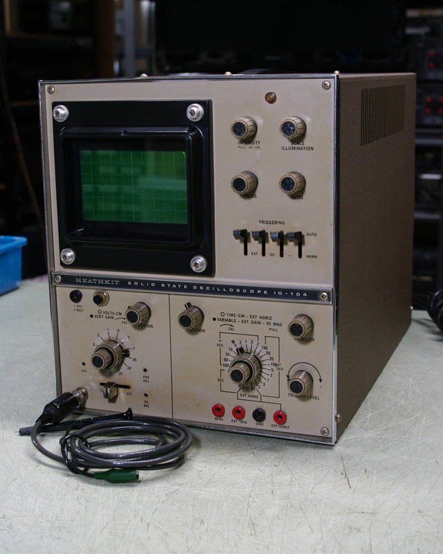 Vintage Heathkit 10-104 Oscilloscope in General Electronics in Kitchener / Waterloo