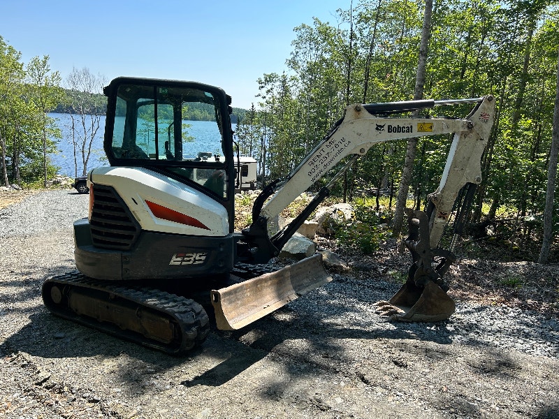 Excavators for rent south shore Heavy Equipment Bridgewater Kijiji