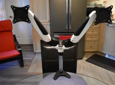 Bras support pour moniteurs (deux bras, pour deux moniteurs), View more