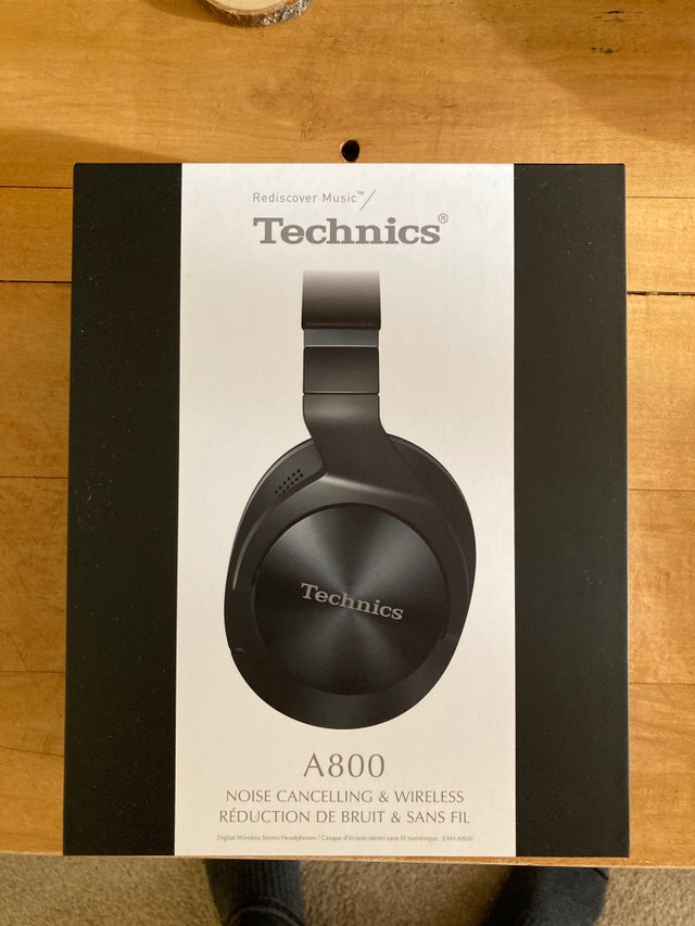 Technics EAHA800EK noise canceling headphones Headphones Edmonton