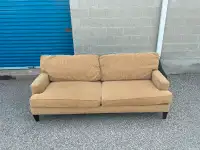 FREE DELIVERY• BEIGE MODERN COUCH / SOFA / LOVE SEAT• GREAT COND