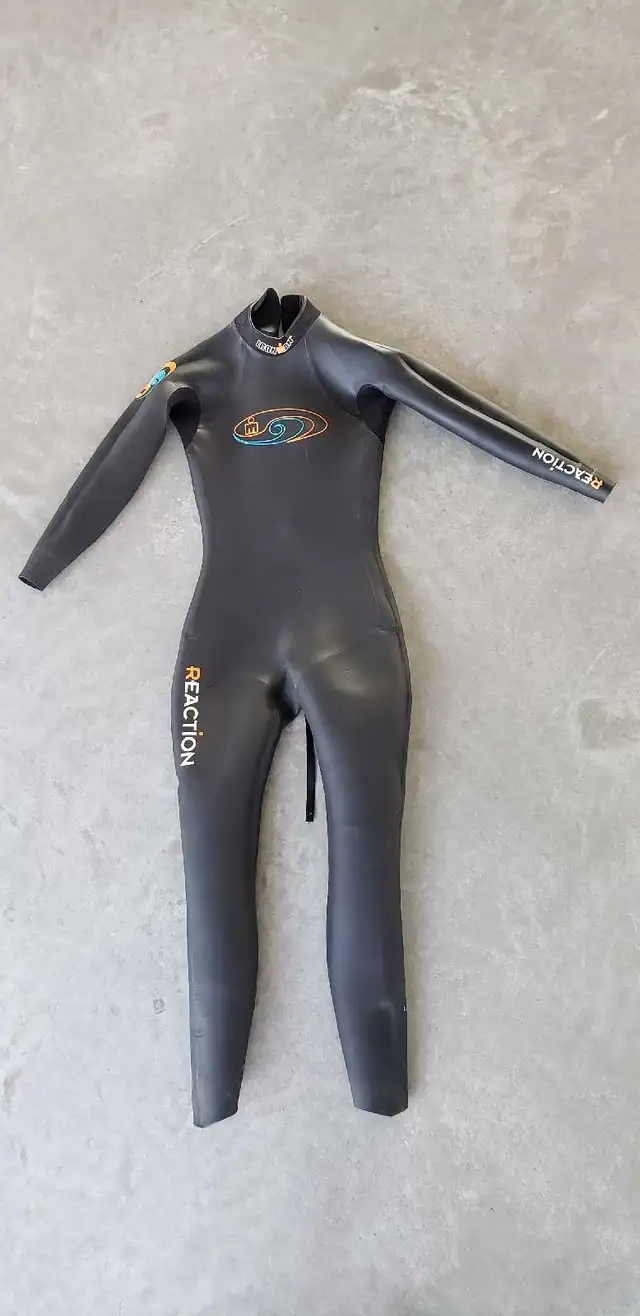 Blue 70 Ironman wet suit (SMT) in Water Sports in Ottawa - Image 2